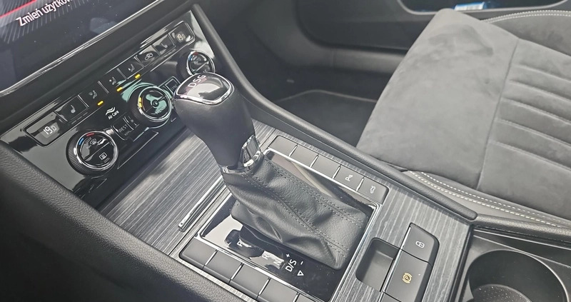 Skoda Superb cena 94900 przebieg: 172908, rok produkcji 2020 z Gniew małe 137